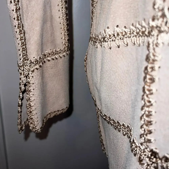 Outbrook Woman,1X tan embroidered leather tassel tie front long sleeve jacket
￼ - Picture 6 of 16